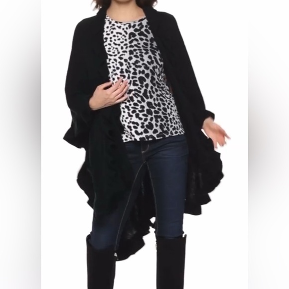 💙 APT. 9 Knit Ruffle Ruana - Picture 2 of 8